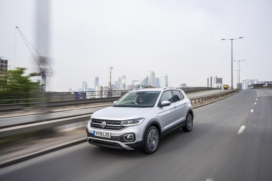  Volkswagen T-Cross SEL 2019 года  (UK) (фото 9 из 26)